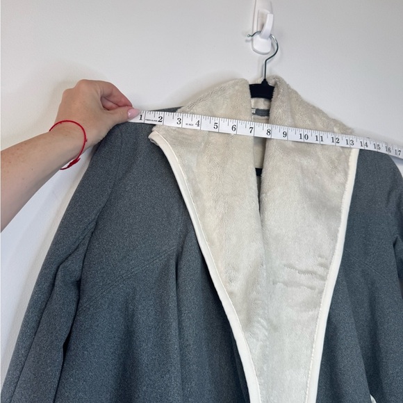 Lululemon Faux Shearling Fleece Jacket Size 6 - Picture 9 of 17